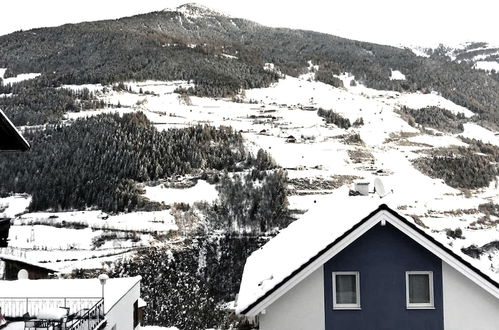 Photo 14 - Modern Apartment in Hochgallmigg With Balcony