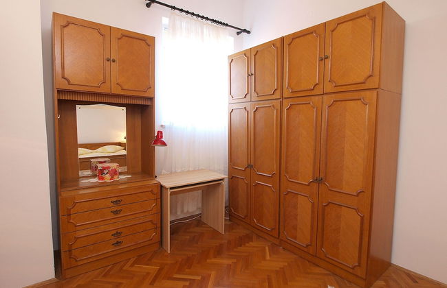 Apartment 761 - Photo 3