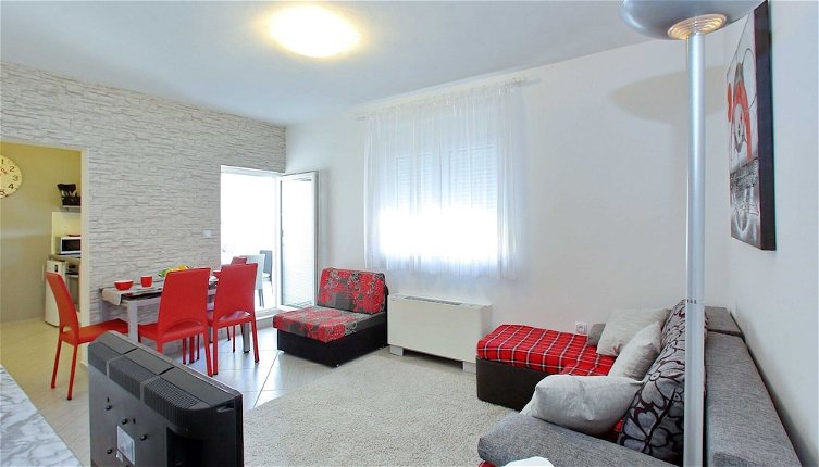 Photo 1 - Tranquil Apartment in Bibinje With Garden and Terrace