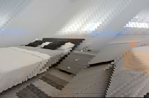 Photo 3 - Tranquil Apartment in Bibinje With Garden