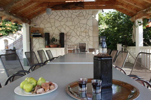 Foto 25 - Amazing Villa With With 5 Apartments, Private Pool, Covered Terrace, Garden, BBQ