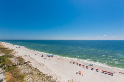 Photo 43 - Beachfront Windemere Condos by Hosteeva