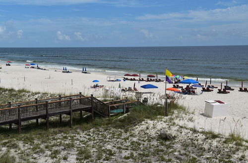 Photo 41 - Beachfront Windemere Condos by Hosteeva