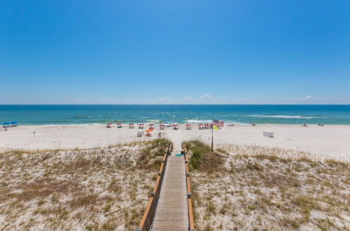 Photo 44 - Beachfront Windemere Condos by Hosteeva