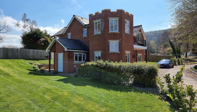 Photo 1 - Plas Gwyrch Gatehouse