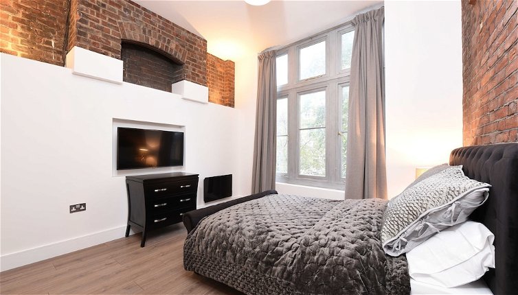 Foto 1 - Spacious & Modern 2 Bed Apartment at Knightsbridge London