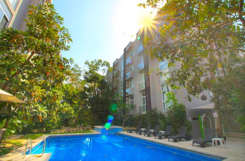 Photo 1 - Riviera Towers 2BR & Pool