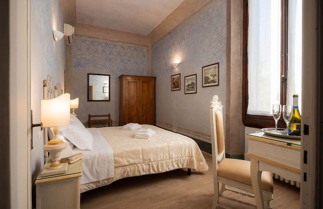 Novella House - Photo 28