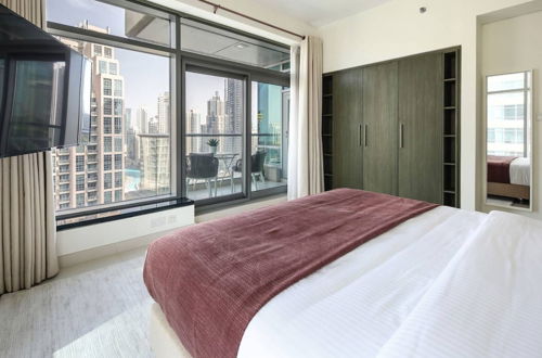 Photo 4 - Phenomenal Burj Khalifa Views in This Lovely 2br