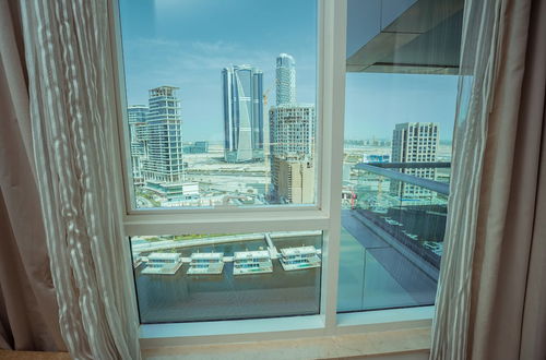 Photo 28 - OSKENA Vacation Homes - Damac Maison Canal View