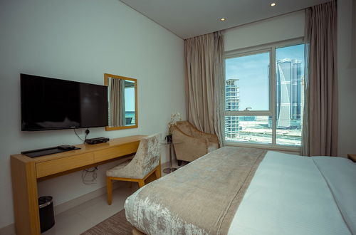 Photo 22 - OSKENA Vacation Homes - Damac Maison Canal View