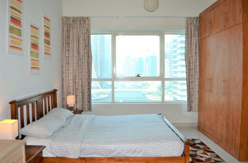 Photo 4 - Fully Furnished 1BR with Balcony & Marina View - MRVW