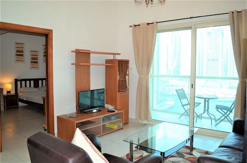 Foto 13 - Fully Furnished 1BR with Balcony & Marina View - MRVW