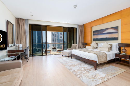 Photo 1 - SuperHost - Spacious Studio With Direct Burj Khalifa View I Address Dubai Mall