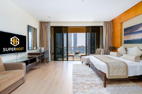 Foto 5 - SuperHost - Spacious Studio With Direct Burj Khalifa View I Address Dubai Mall