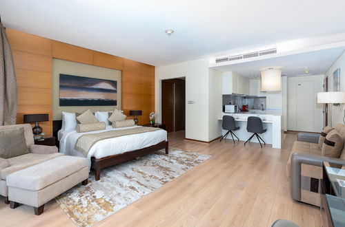 Foto 6 - SuperHost - Spacious Studio With Direct Burj Khalifa View I Address Dubai Mall