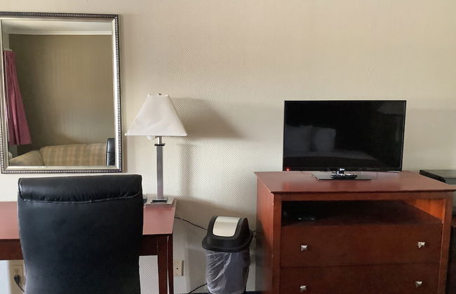 Silver Spur Vintage Inn & Suites - Foto 38