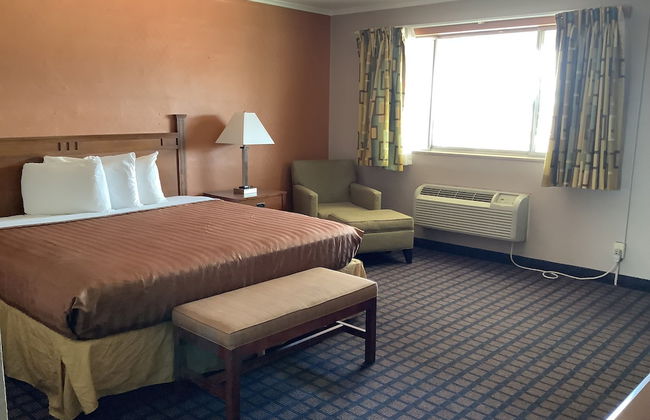 Silver Spur Vintage Inn & Suites - Foto 22
