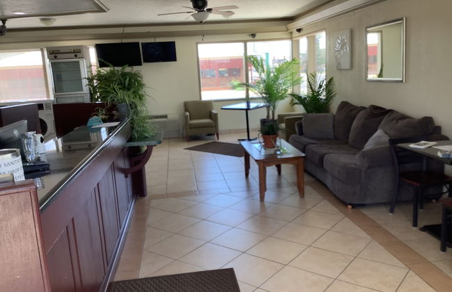 Silver Spur Vintage Inn & Suites - Foto 3