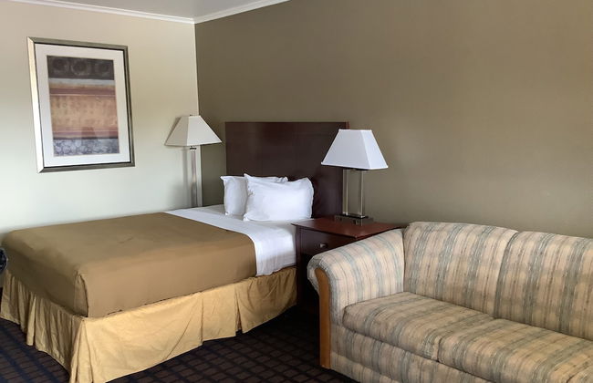 Silver Spur Vintage Inn & Suites - Foto 12