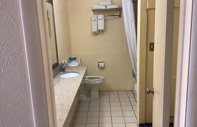 Silver Spur Vintage Inn & Suites - Foto 43