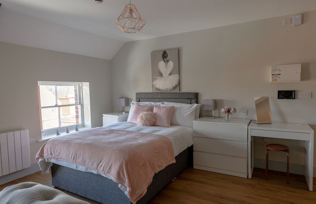 Apartment 9 Isabella House Hereford - Photo 1
