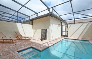 Photo 1 - Windsor-5 Bed W/splashpool-3811ww 5 Bedroom Townhouse by RedAwning