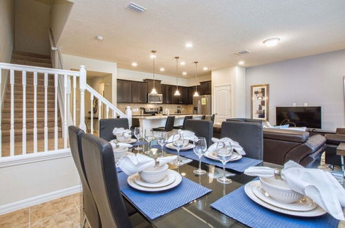 Photo 18 - Windsor-5 Bed W/splashpool-3811ww 5 Bedroom Townhouse by RedAwning