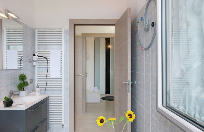 Hillside Comfort in Tavullia - Photo 12