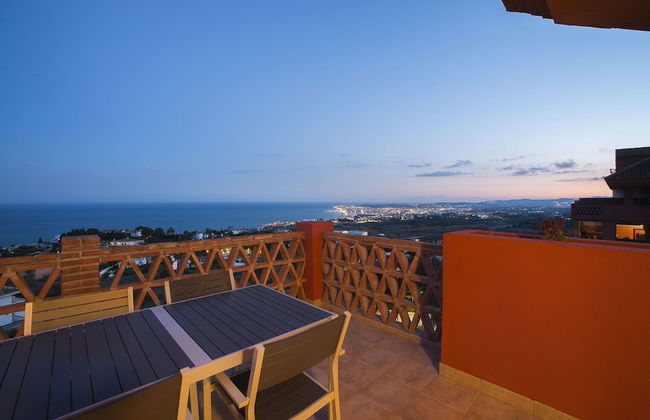 Penthouse M Reserva del Higueron 3 BEDROOMS. TRANSFER to the Beach and Train station. JACUZZI. WIFI. 2 PARKING. 2 SWIMMING POOL - Foto 18