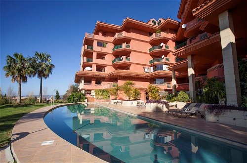Foto 1 - Penthouse M Reserva del Higueron 3 BEDROOMS. TRANSFER to the Beach and Train station. JACUZZI. WIFI. 2 PARKING. 2 SWIMMING POOL