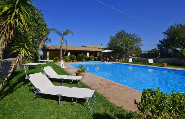 Villa Torres - Foto 1