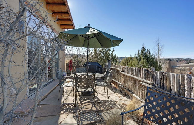 Bishops Lodge Villa Corazones - Photo 4