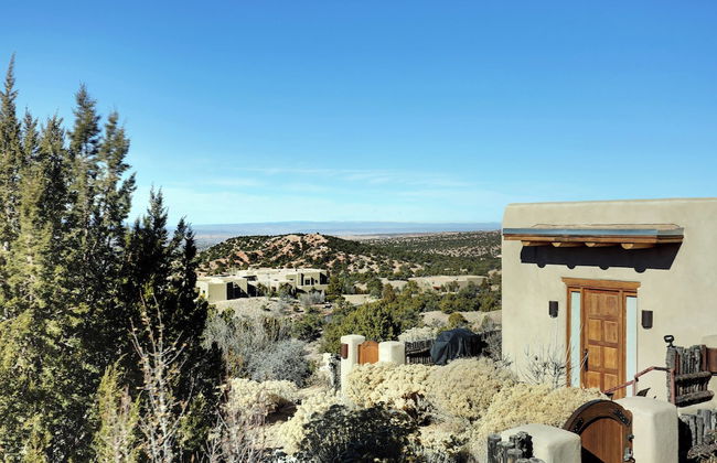 Bishops Lodge Villa Corazones - Photo 3