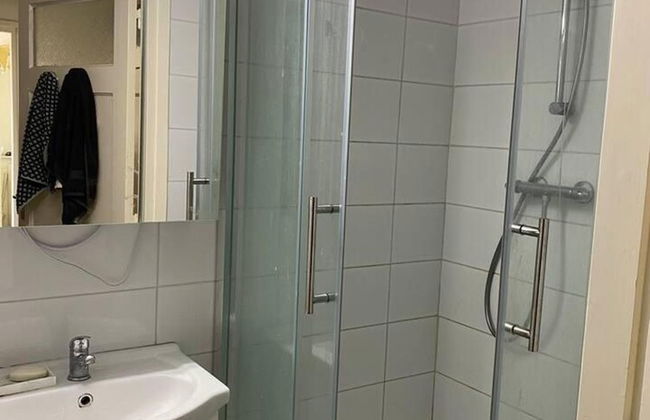 Charming 2-bed Apartment inc Balcony in Maastricht - Foto 2