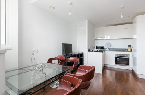 Photo 22 - Birmingham Serviced Apartments Hagley Rd