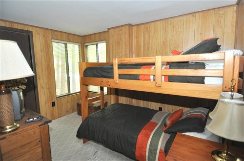 Foto 3 - Treetop Cabin