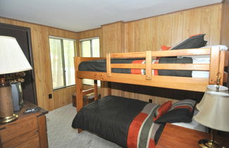 Photo 3 - Treetop Cabin