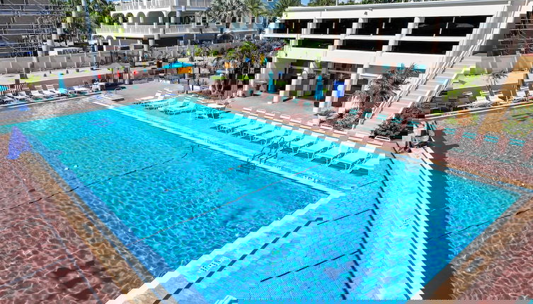 Foto 1 - Palm Bay Club by Beachside Management
