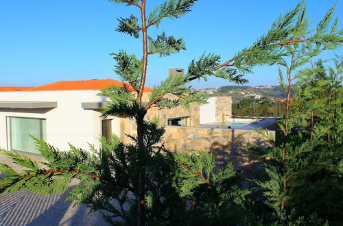 Photo 1 - Alluring Villa in Salir de Matos near Coast