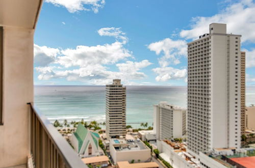 Foto 15 - Deluxe Ocean View Condo 2 Queen Beds in Waikiki, FREE Parking & Wi-Fi by Koko Resort Vacation Rentals