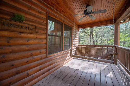 Foto 13 - The Boondocks - Beautiful Cabin Overlooking Magnificent North Georgia Mountains