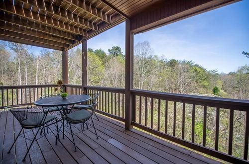 Foto 7 - The Boondocks - Beautiful Cabin Overlooking Magnificent North Georgia Mountains