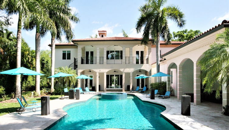 Foto 1 - Bel Air Luxury Mansion