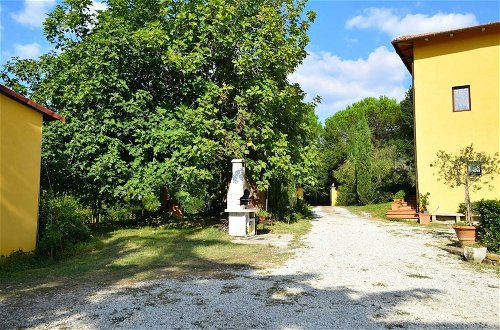Photo 19 - Restful Farmhouse with Pool near Forest in Vinci