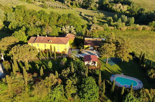 Photo 37 - Splendid Farmhouse With Shared Swimming Pool