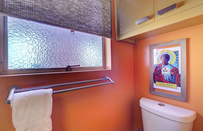 Seattle House - Photo 22