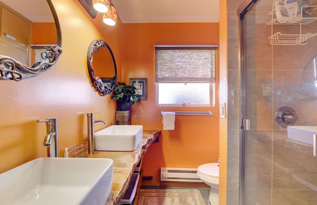 Seattle House - Photo 24