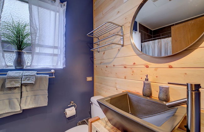 Seattle House - Photo 21