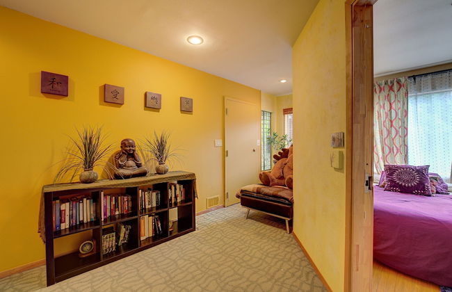 Seattle House - Photo 42